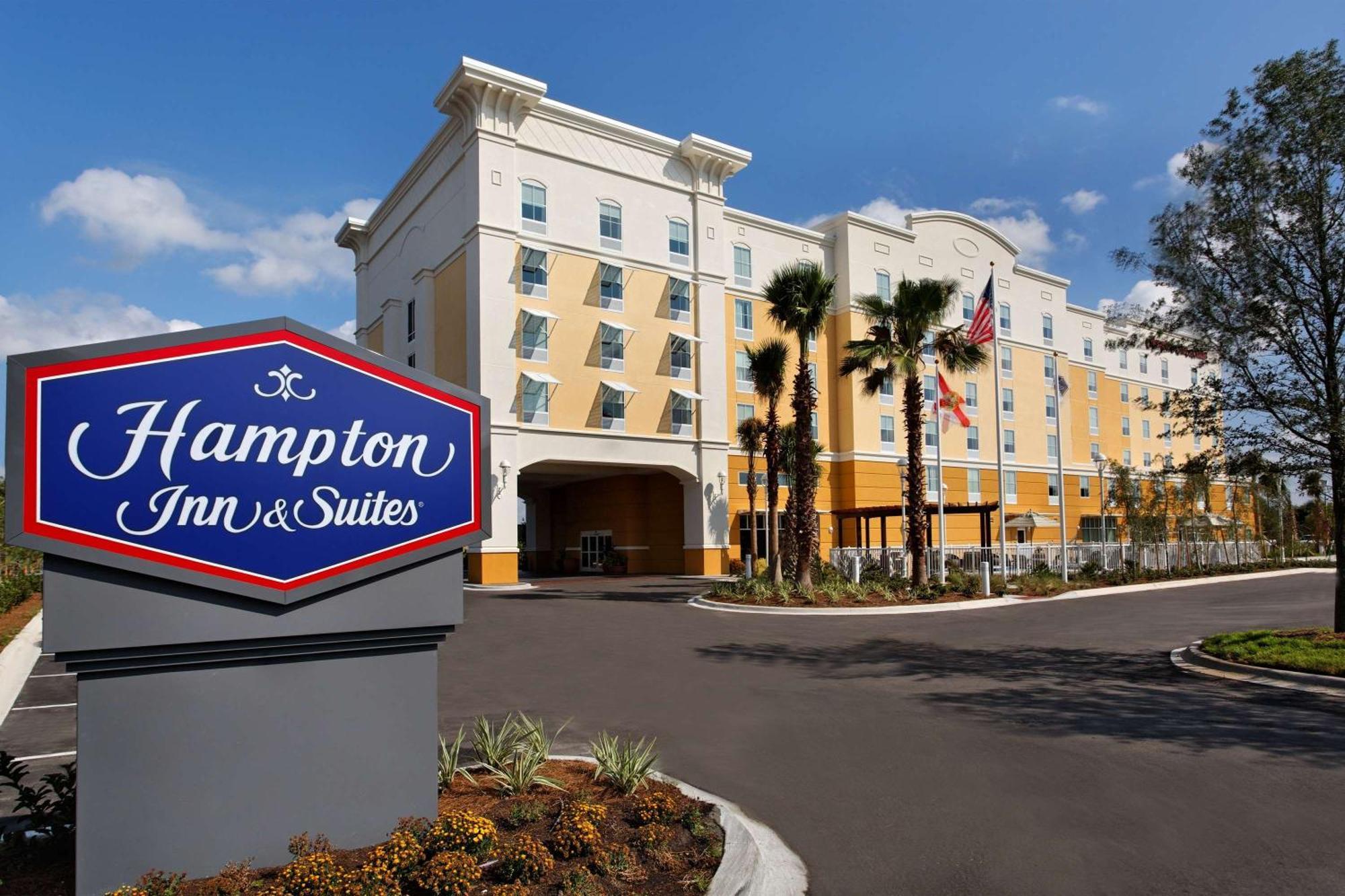 Hampton Inn & Suites Orlando North Altamonte Springs Exterior photo